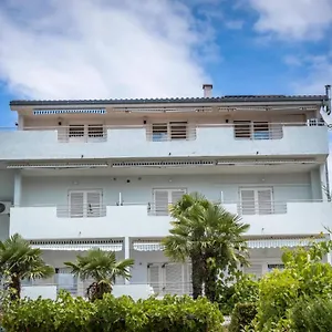3* Gostinjska kuća Juric